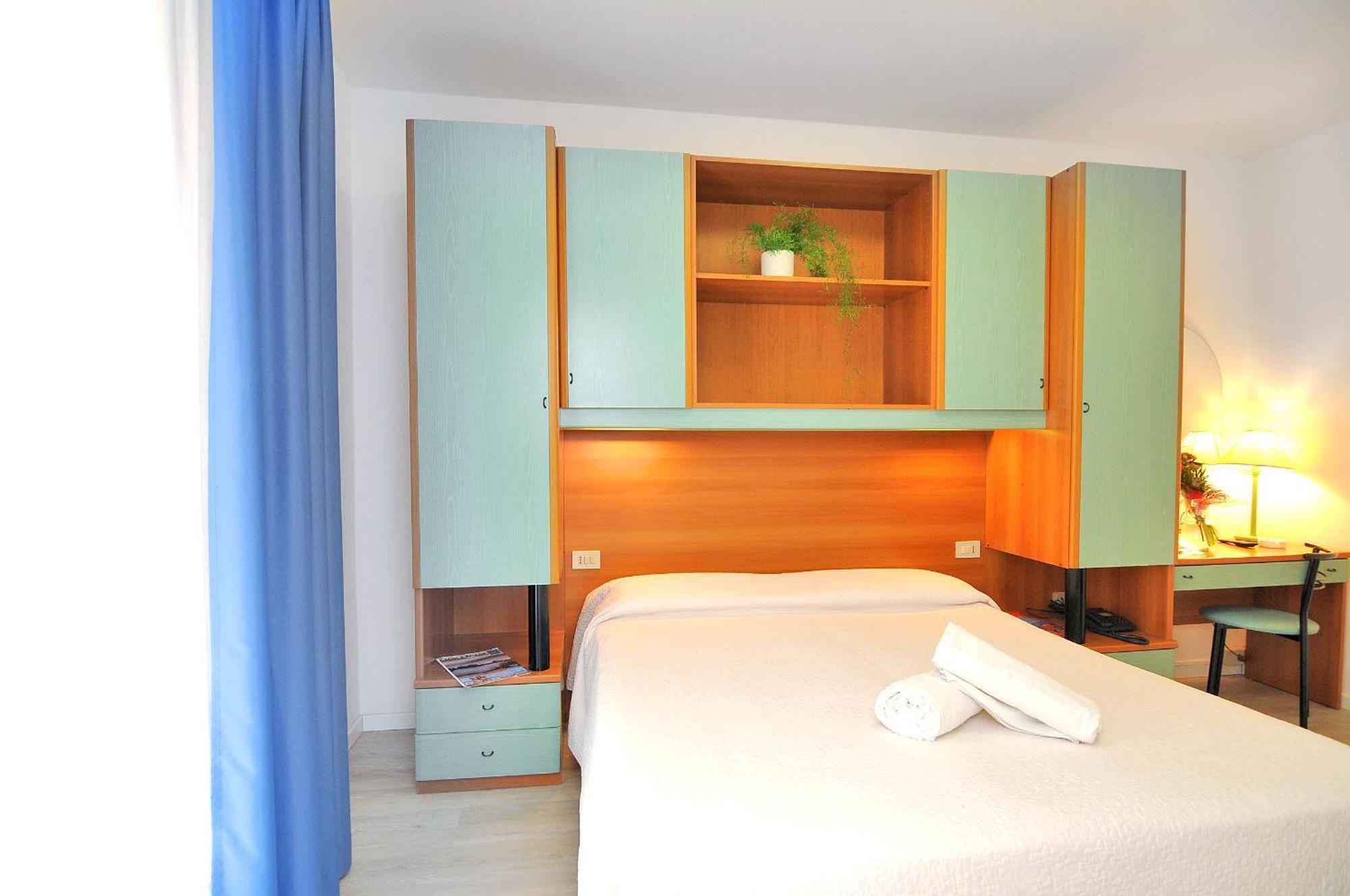 Hotel Rex Καόρλε Εξωτερικό φωτογραφία