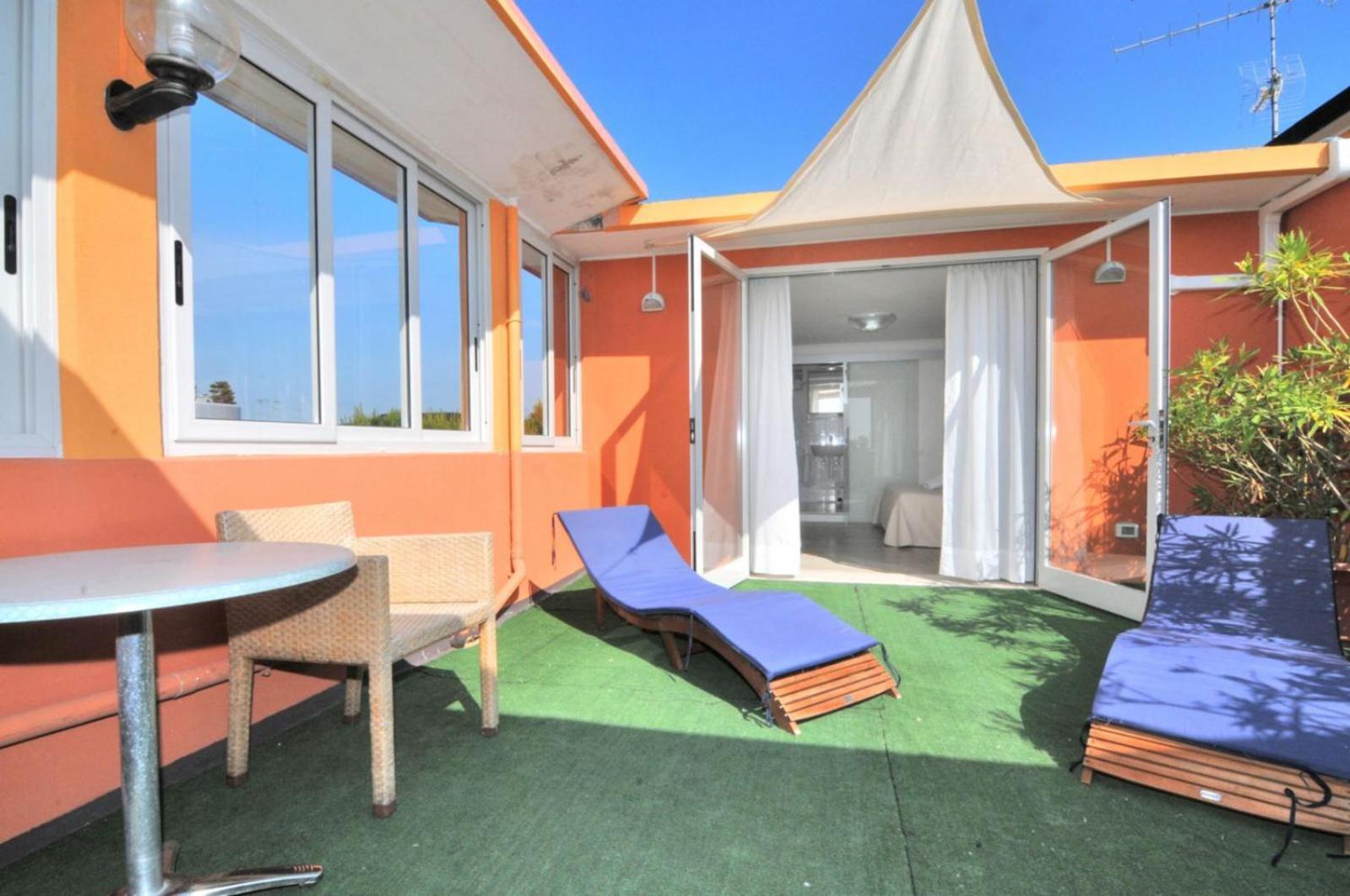 Hotel Rex Καόρλε Εξωτερικό φωτογραφία
