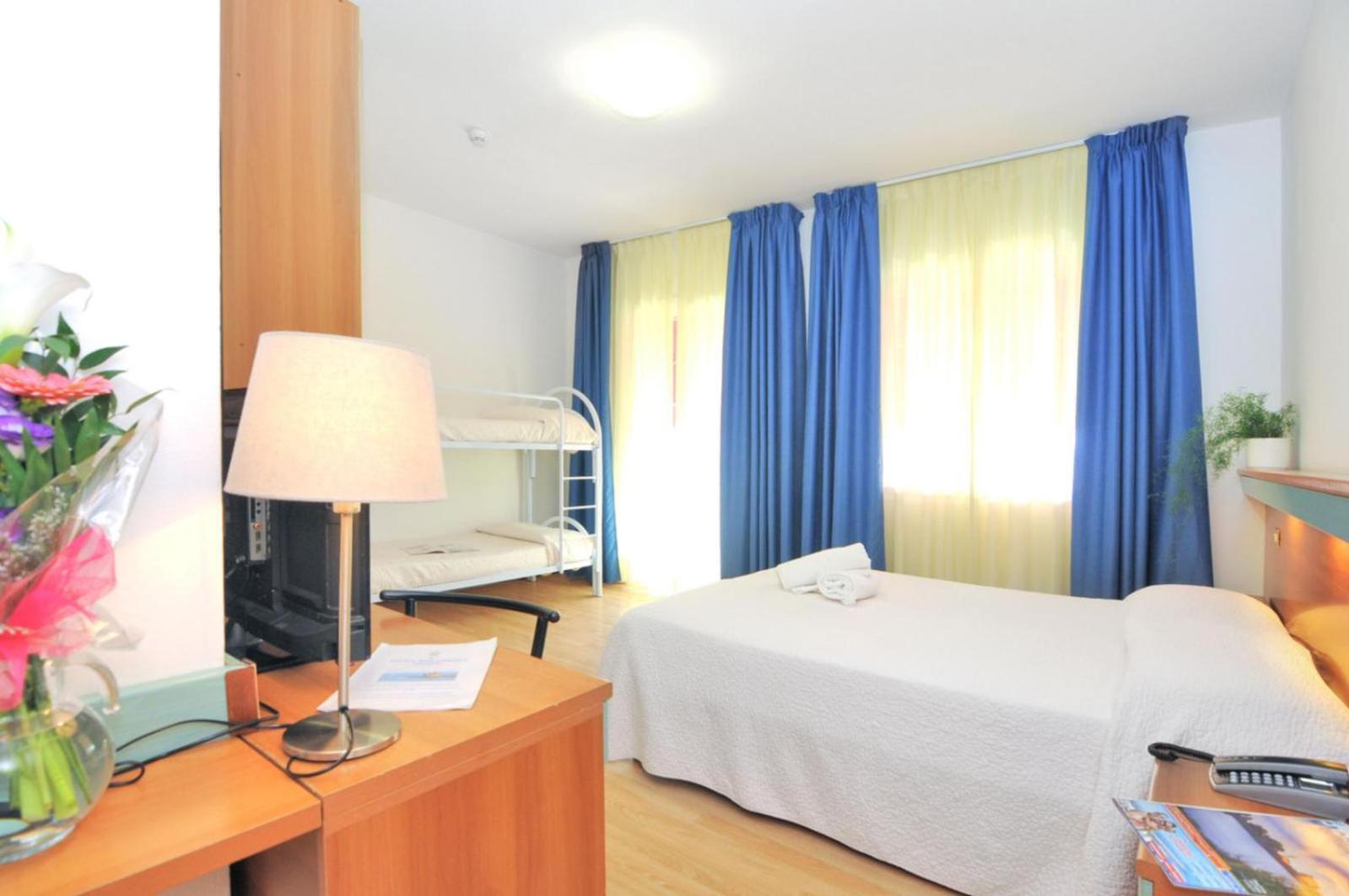 Hotel Rex Καόρλε Εξωτερικό φωτογραφία