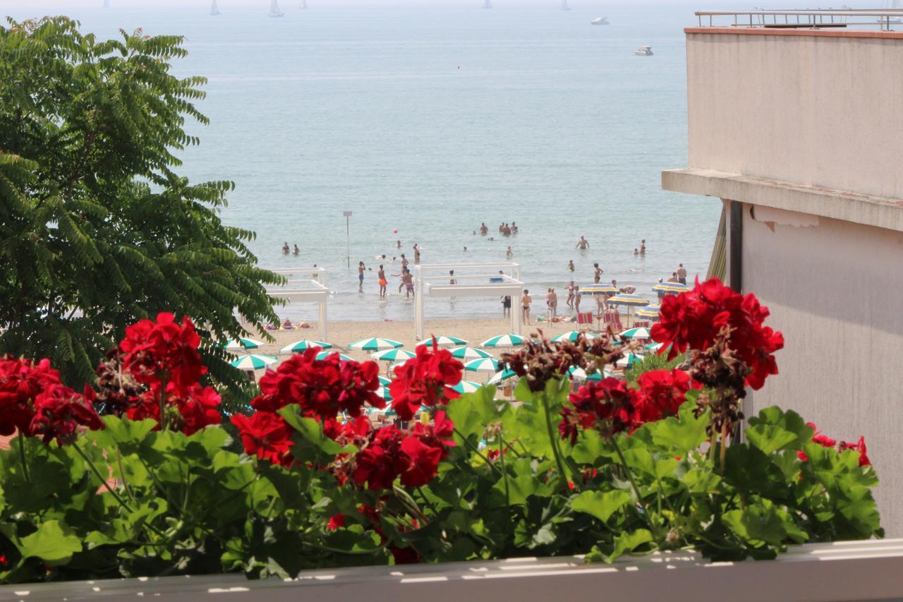 Hotel Rex Καόρλε Εξωτερικό φωτογραφία